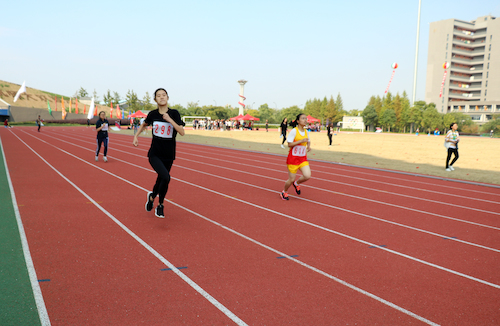 女子400米决赛李泓甄2