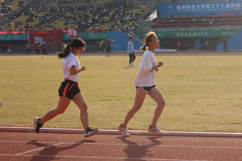 女子1500米决赛第一组3