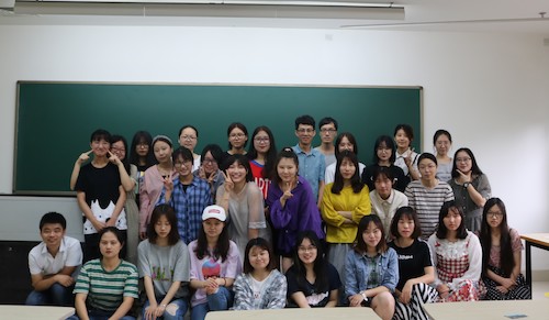 外国语学院日语162支部风采照1