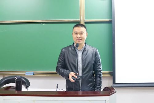 外国语学院日语系举办“企业进校园”系列活动第一讲