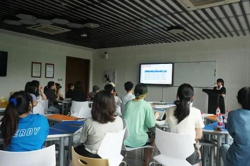 6.28外国语学院朝鲜语系举办升学经验分享会